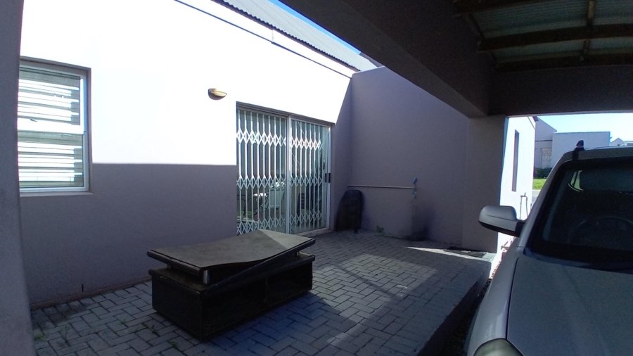 3 Bedroom Property for Sale in Vredenburg Western Cape